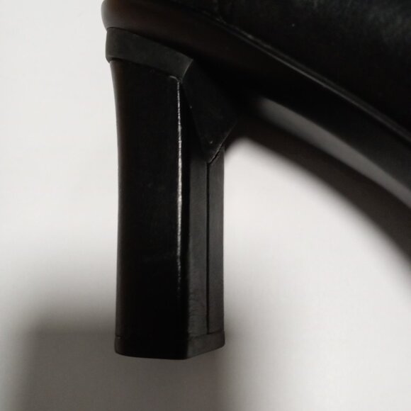 SHOES BLACK PUMPS BY TSUBO - WORN ONCE - SIZE 7 - Picture 4 of 9